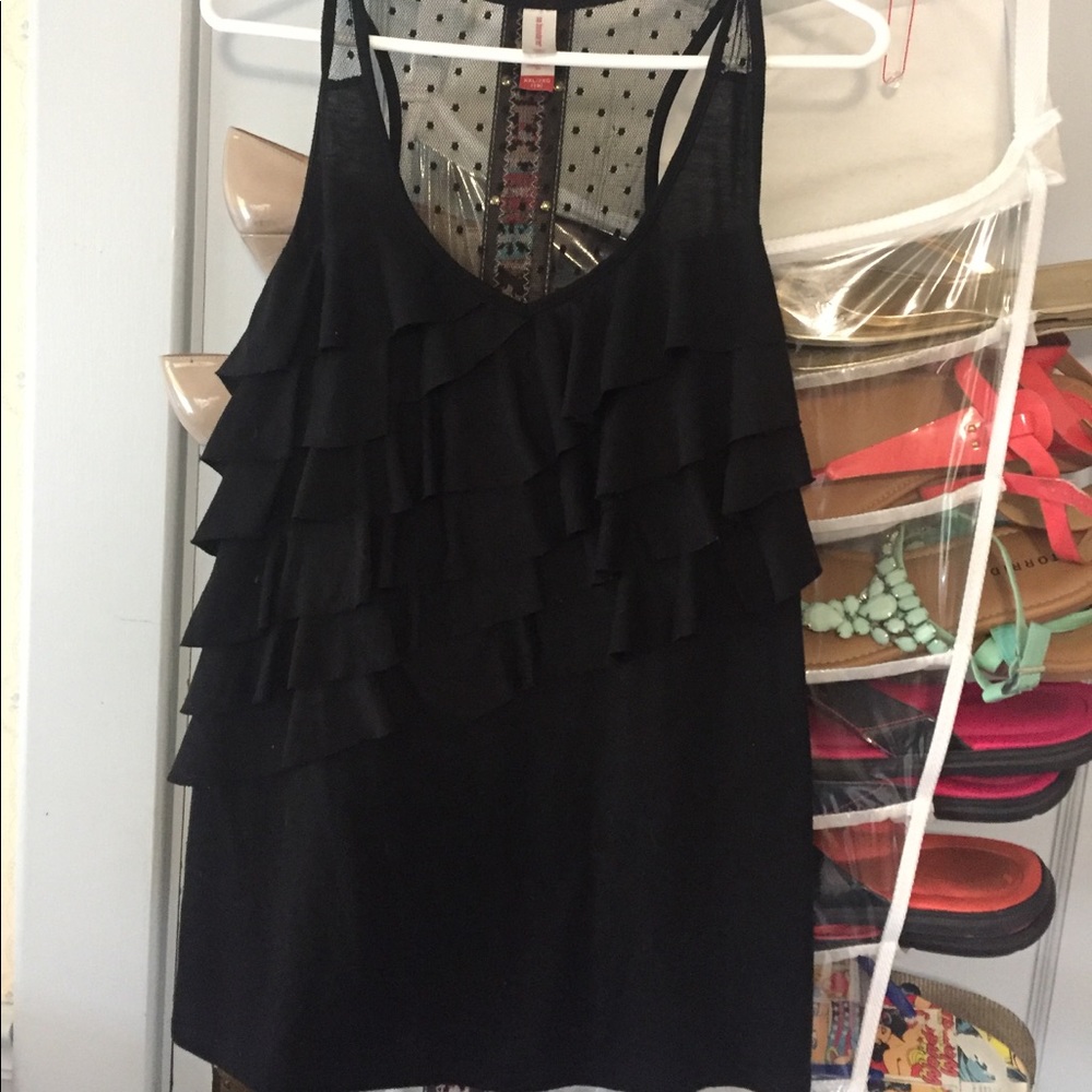Layered Black racer back with polka dot netting💕